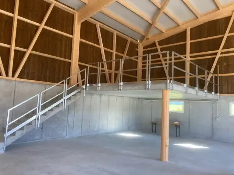 Industriegeländer mi Treppe