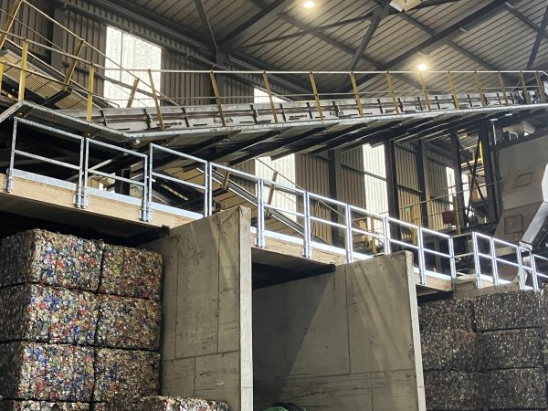 Industriegeländer bei Entsorgung